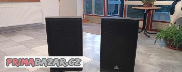 repro-bedny-se-stojany