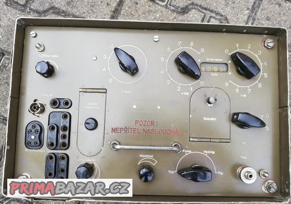 vojenska-radiostanice-rm-31-p-a-s-kabelem