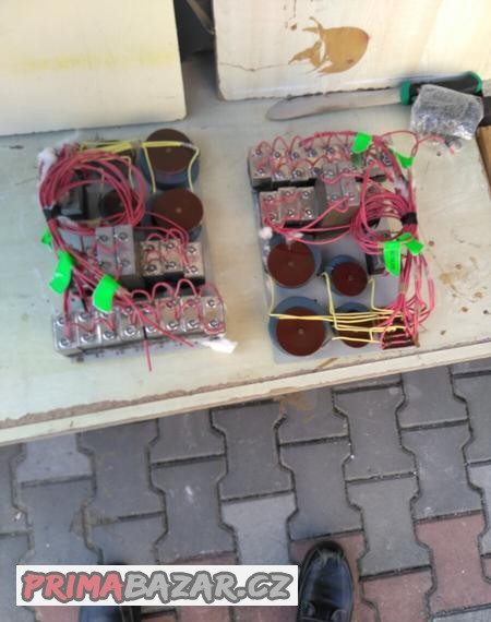 repro-tesla-vyhybka-3-pasmova-ars1058