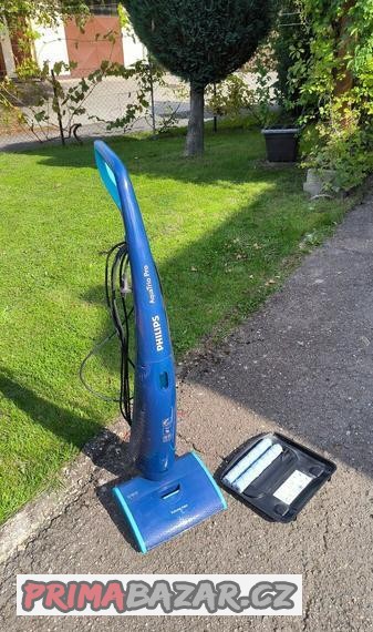 vysavac-s-vytiranim-philips-aqua-trio-pro