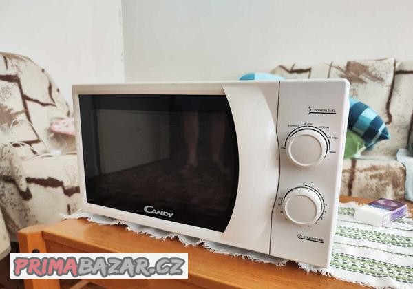 mikrovlnna-trouba-candy