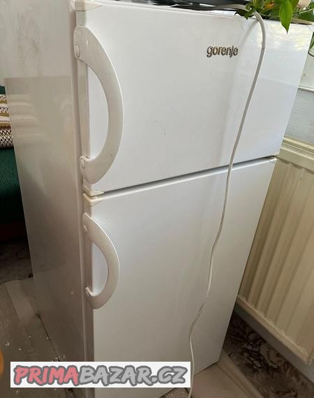 lednicka-s-mrazakem-znacky-gorenje