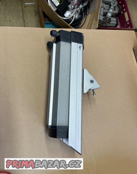 venkovni-drzak-na-zabezpecovaci-kameru