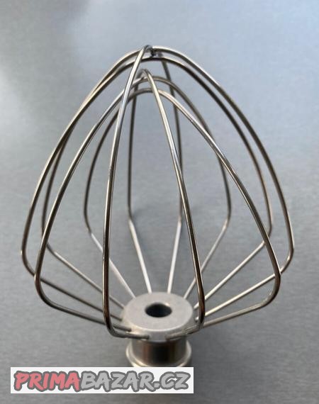 metla-na-snih-electrolux-assistent