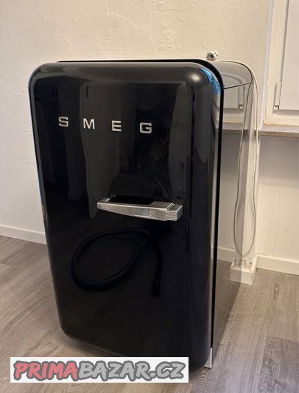 smeg-fab10-mini-lednice-super-stav