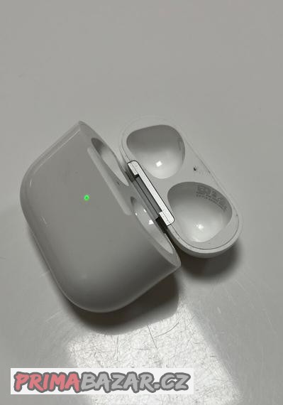 airpods-3-generace-nabijeci-pouzdro
