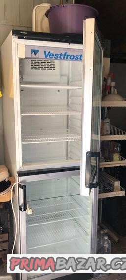 prosklena-lednice-vestfrost