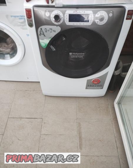 pracka-se-susickou-hotpoint-ariston-se-zarukou