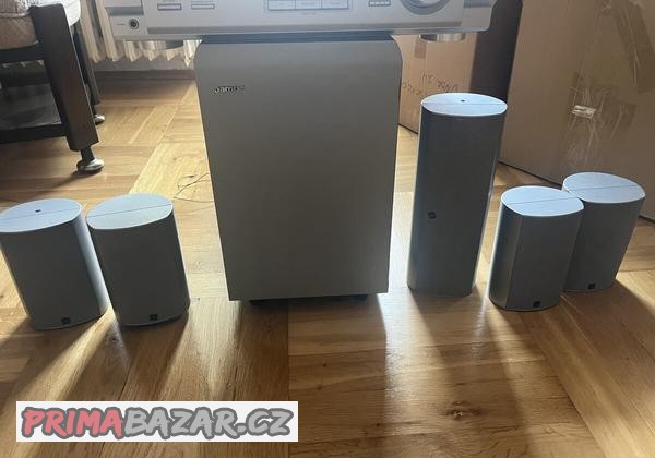 jamo-subwoofer-reproduktory