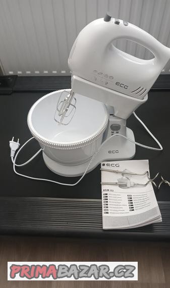 ecg-vyklopny-slehaci-robot-s-otocnou-miskou-novy