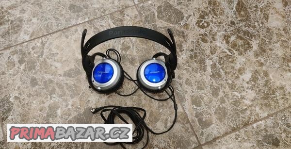 sluchatka-panasonic
