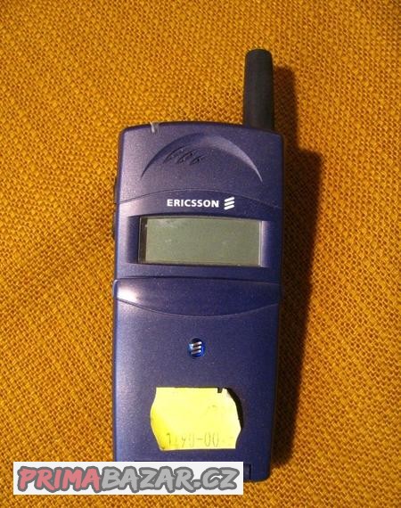 ericsson-t18-flip-nepouzivany-plne-funkcni-pro-sberatele