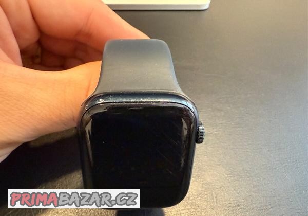 apple-watch-7-45mm-cerne