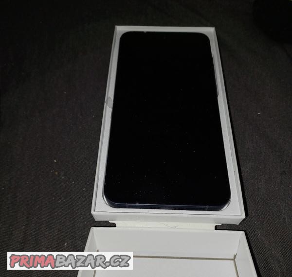 mobil-tel-samsung-a55-uplne-novy