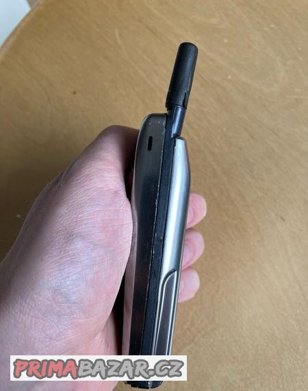 philips-xenium-9-9