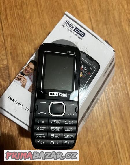 maxcom-mm-135-mobilni-telefon