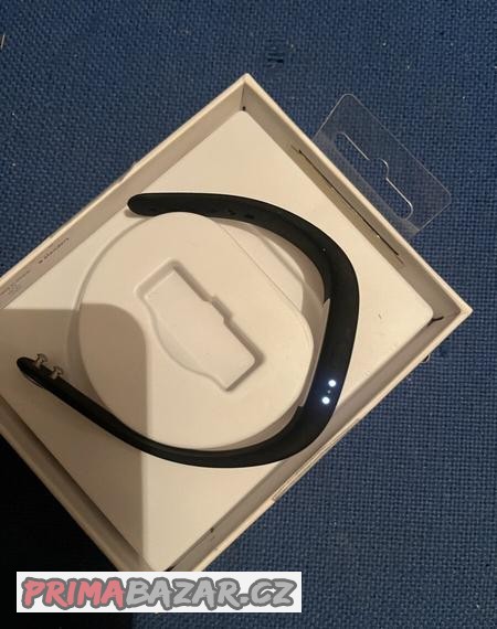 chytry-naramek-sony-smartband-xperia