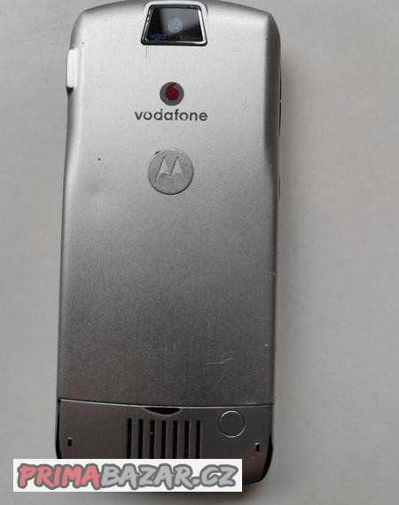 prodam-telefon-motorola