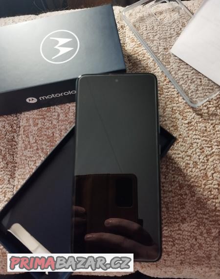 motorola-g72-8gb-128-gb-zaruka-nova-nepouzivana