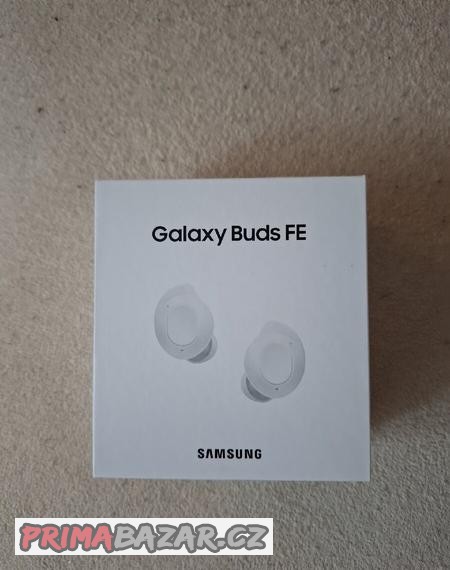 samsung-buds-fe-bezdratove-sluchatka