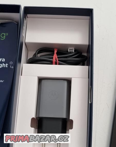 moto-g9-plus-4gb-ram-128gb-pamet-64mpix-foto