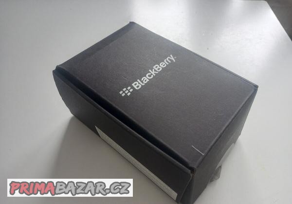 mobilny-telefon-blackberry