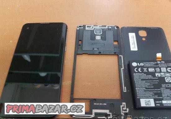 mobilni-telefon-lg-f650-na-nahradni-dily