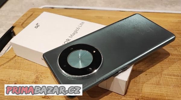 honor-magic-6-lite-5g-8-256gb-120hz-108mpix-perfektnim-stav