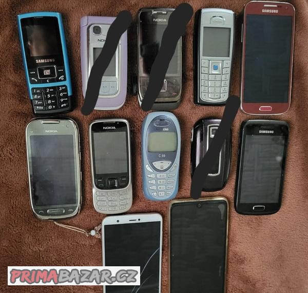 9-x-retro-mobil