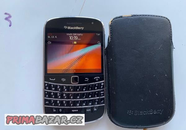 blackberry-9900-bold-top-stav