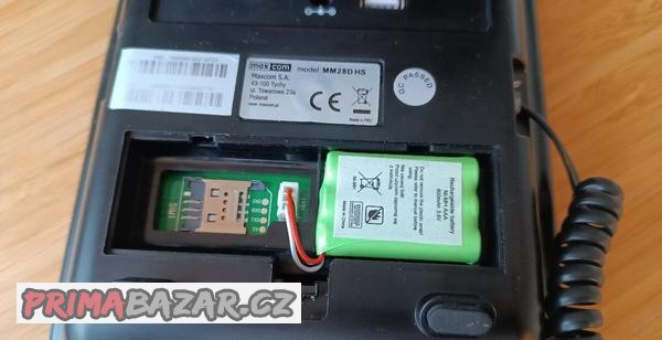 senior-telefon-maxcom-mm28d-hs-stolni