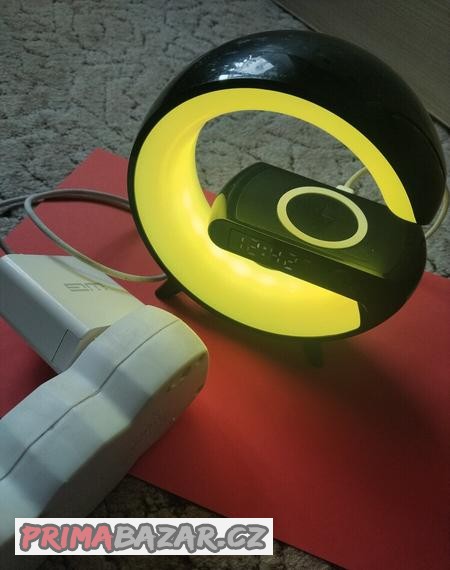 stojanek-nabijecka-repro-bluetooth
