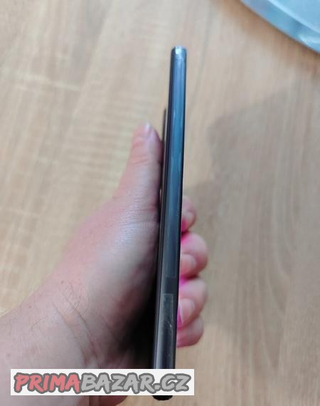 novy-samsung-s21fe-komplet-baleni