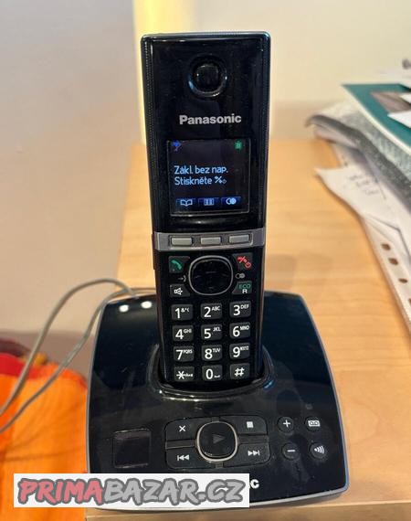 panasonic-kx-tg-8061-bezdratovy-tefefon-se-zaznamnike