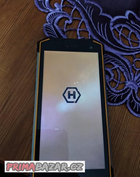 prodam-odolny-telefon-hammer-energy-2