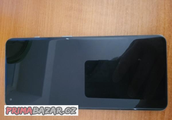 oneplus-10-pro-5g-zaruka-10-mesicu