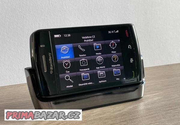 blackberry-storm2-9520-black-dock-pouzdro