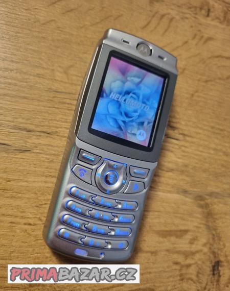 motorola-e365-retro