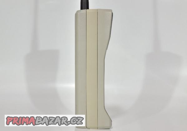 mobilni-telefony-pro-sberatele-rarity-motorola-dynatac-3