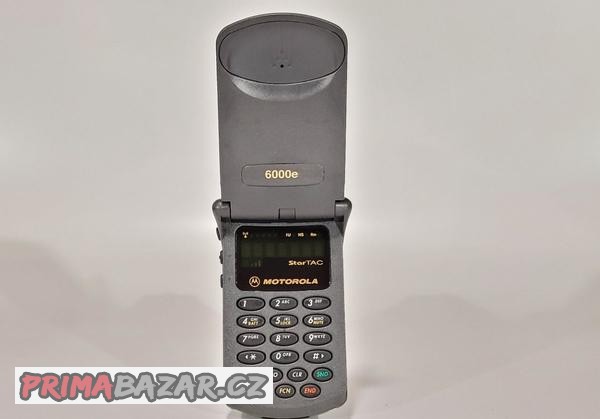 mobilni-telefony-pro-sberatele-rarity-motorola-startac-3