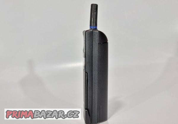 mobilni-telefony-pro-sberatele-rarity-ericsson-flip