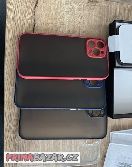 iphone-12-pro-max-kryty-nova-3x-skla-kabel
