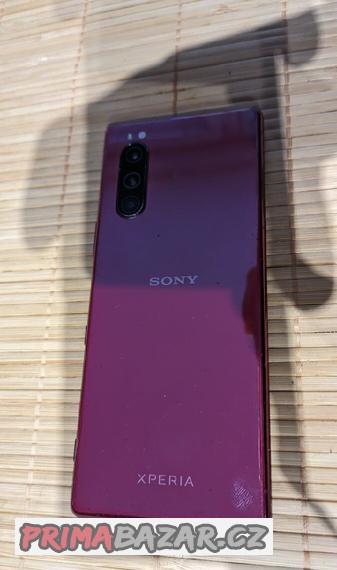 sony-xperia-5-red-prvni-generace-lehce-pouzity