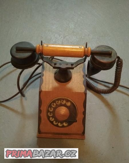 starozitny-dreveny-telefon-tesla-cs20