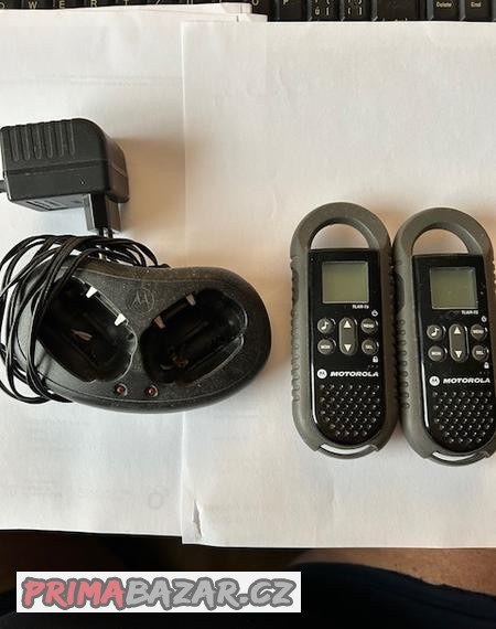 prodej-2-osobnich-vysilacek-motorola