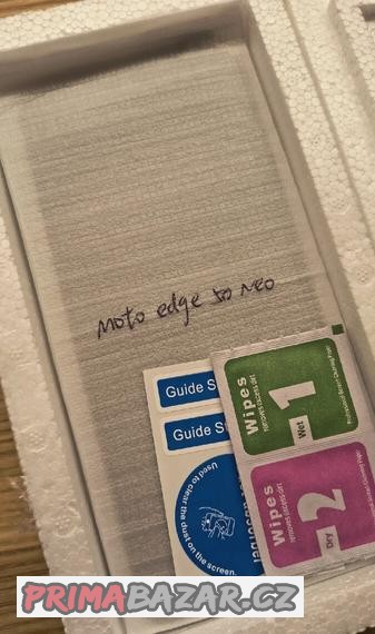 privatni-sklo-na-motorola-edge-50-neo
