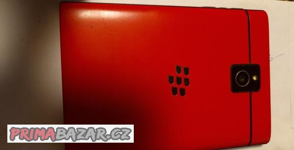 blackberry-passport-red-edition-email-klient