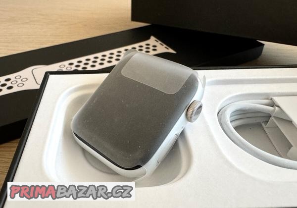 nove-apple-watch-series-5-nike-silver-44mm-gps