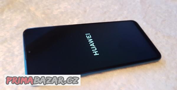 krasny-nepouzivany-znackovy-huawei-p30-lite-4-128-gb