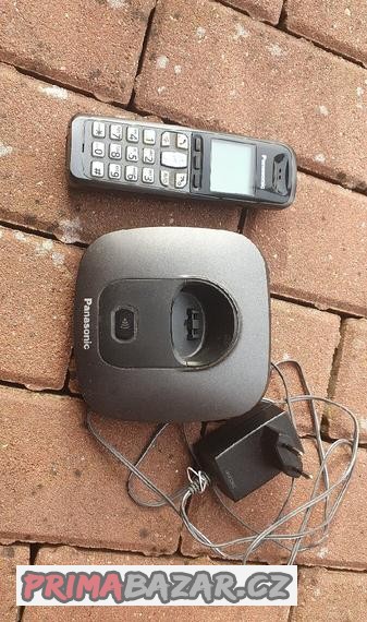 bezdratovy-telefon-panasonic-kx-tg6411fx